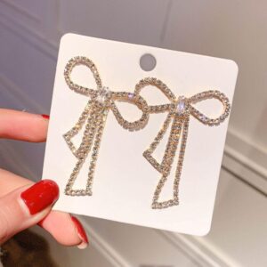 Cute Korean bow earrings in minimalist style, lightweight and elegant jewelry for women
